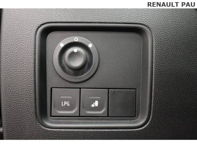 Dacia Duster image 9