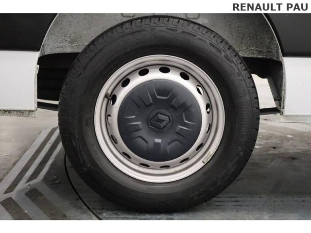 Renault Master image 1