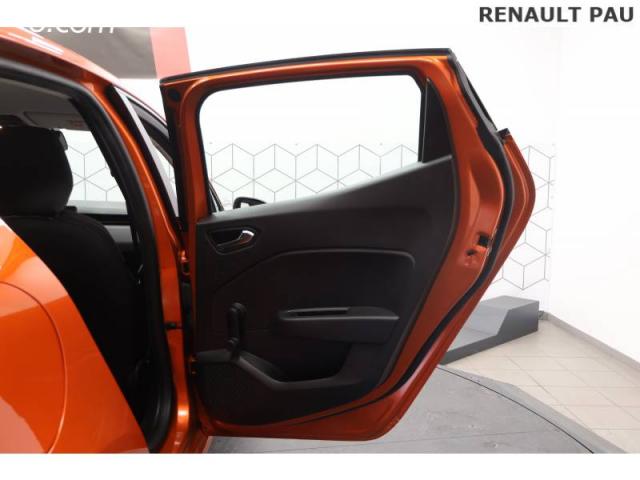 Renault Clio image 2