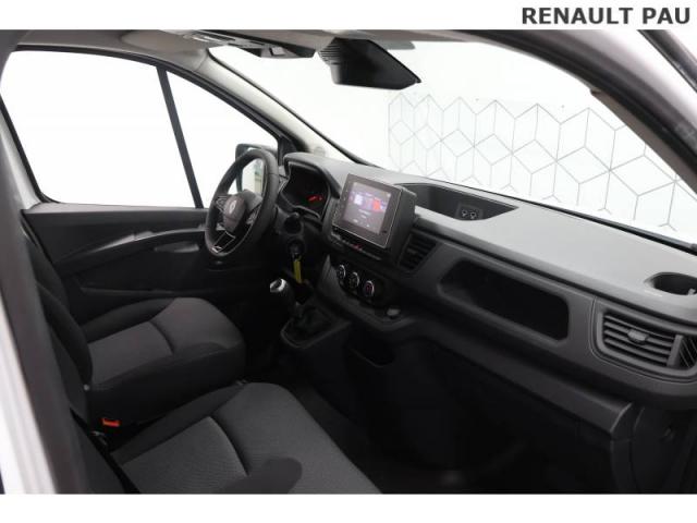 Renault Trafic image 9