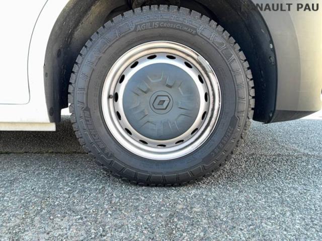 Renault Master image 1