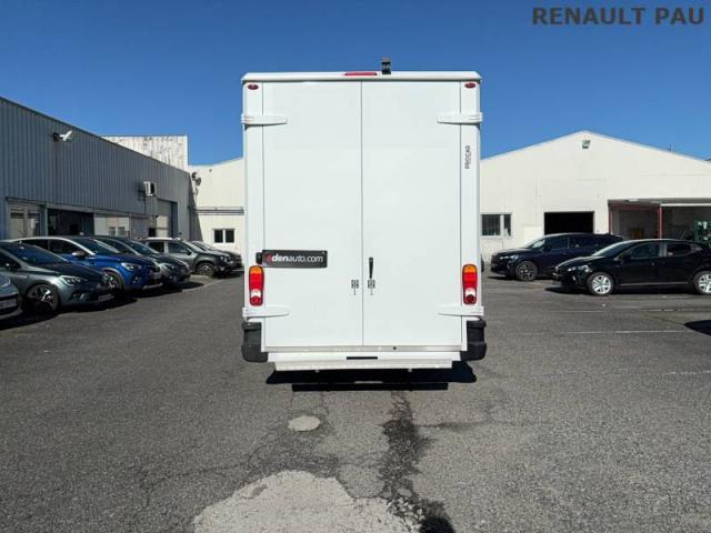 Renault Master image 7