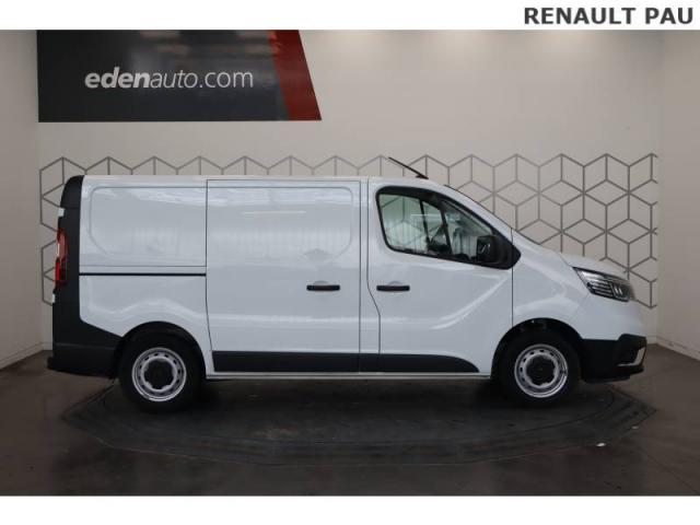 Renault Trafic image 8