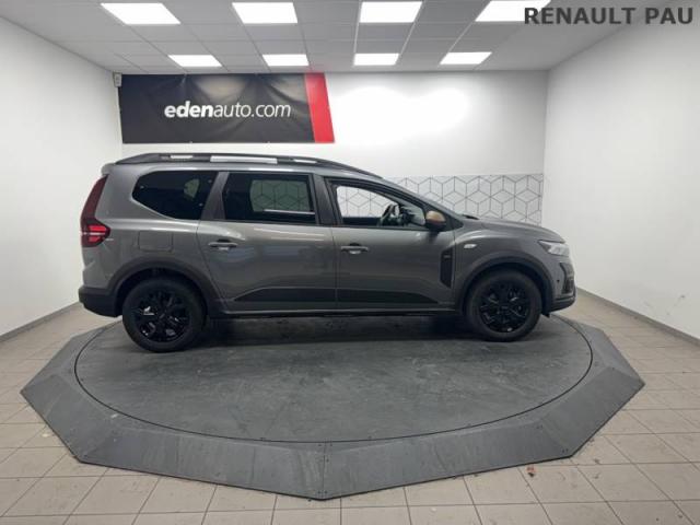 Dacia Jogger image 1