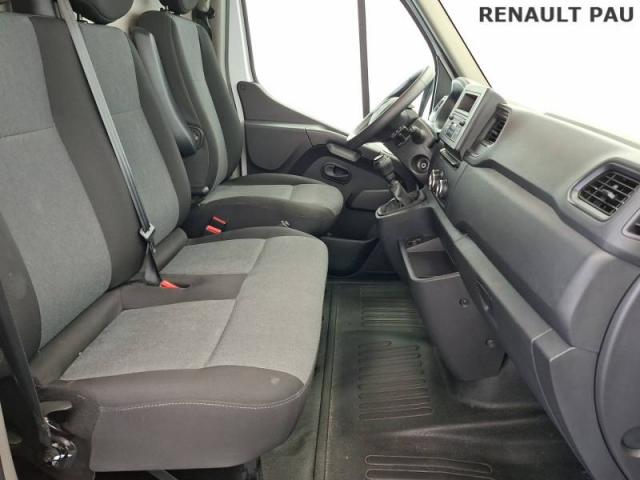 Renault Master image 1