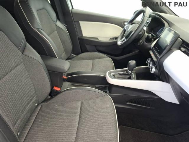 Renault Clio image 9