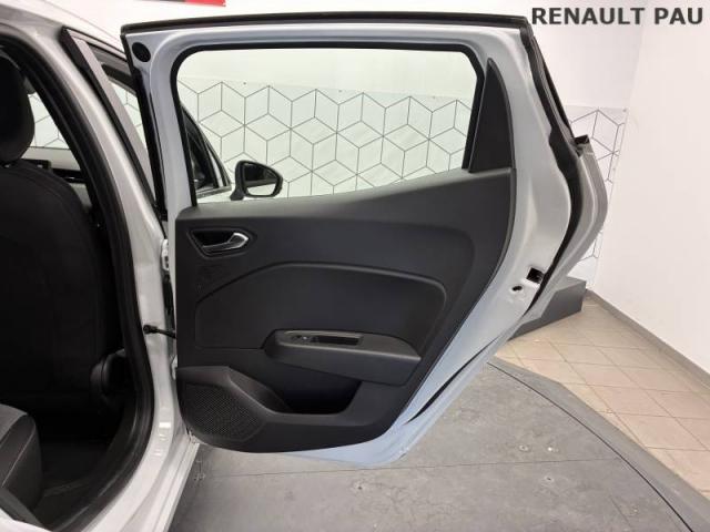 Renault Clio image 8