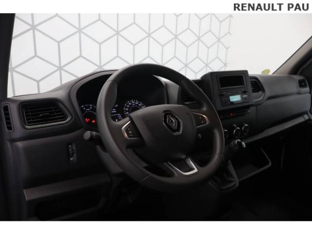 Renault Master image 8