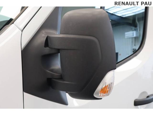 Renault Master image 2