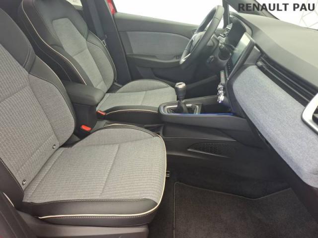 Renault Clio image 9