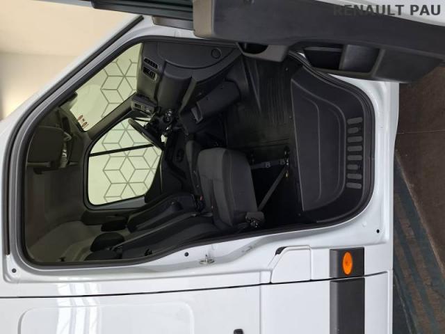 Renault Master image 7