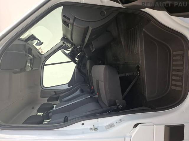 Renault Master image 4