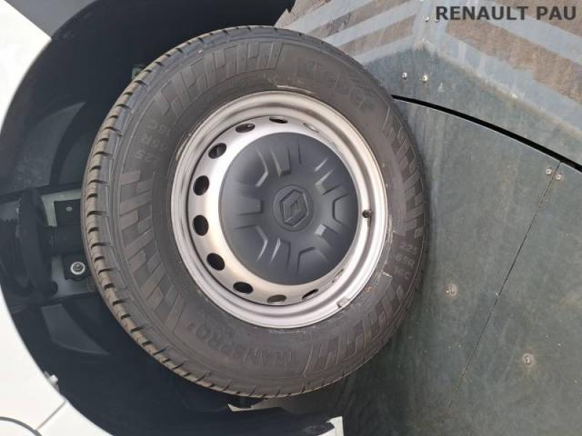 Renault Master image 8