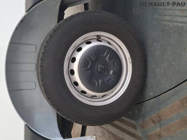 Renault Master image 2