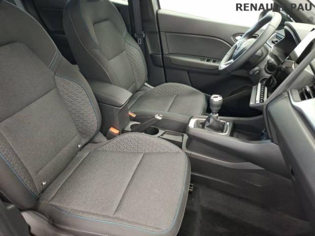 Renault Captur image 8