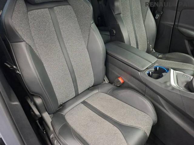 Peugeot 3008 image 6