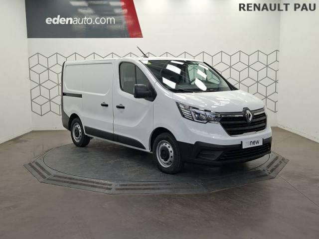 Renault Trafic image 2