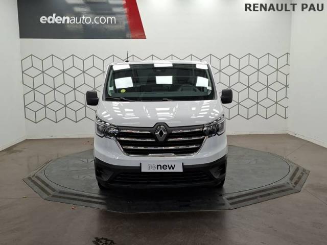Renault Trafic image 2