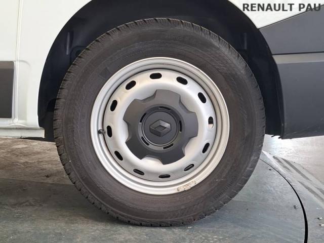 Renault Trafic image 2