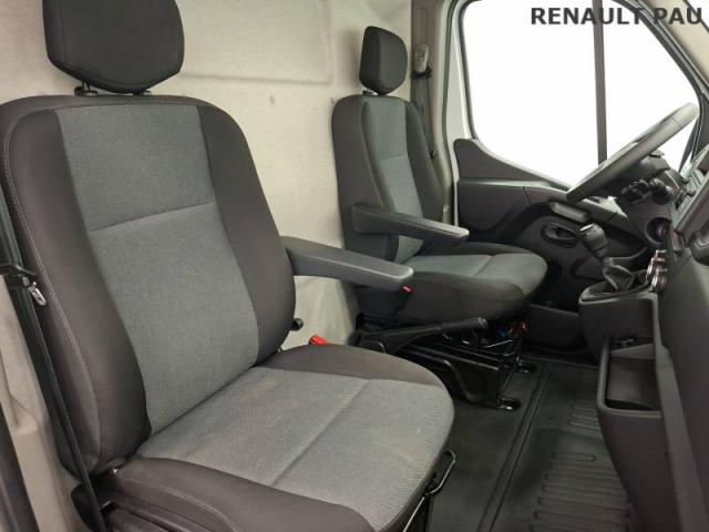 Renault Master image 7