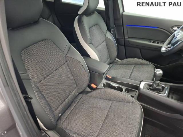 Renault Captur image 2