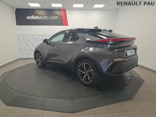 Toyota C-Hr image 9