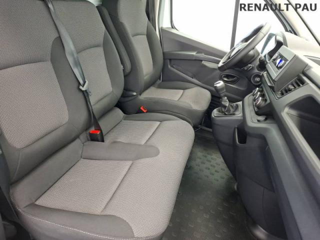 Renault Trafic image 1
