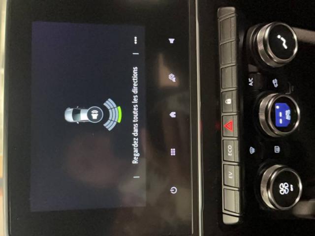 Renault Clio image 2