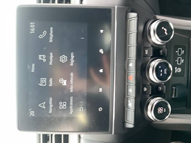 Renault Captur image 1