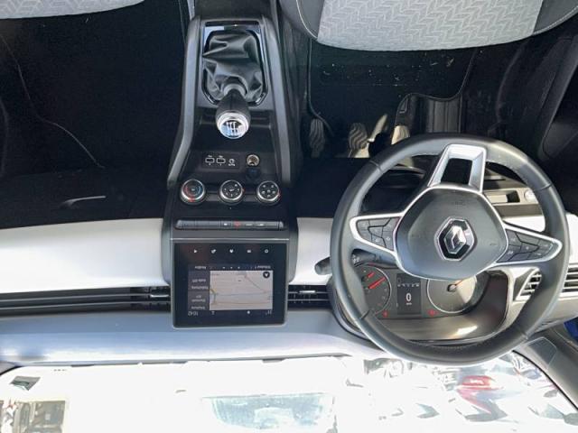 Renault Clio image 8