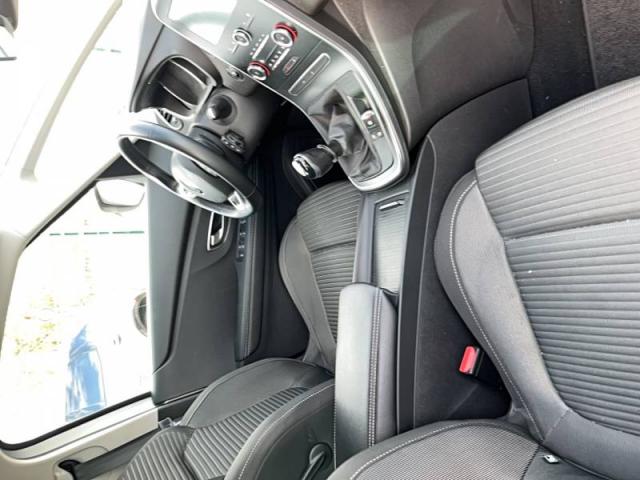 Renault Grand Scénic image 9