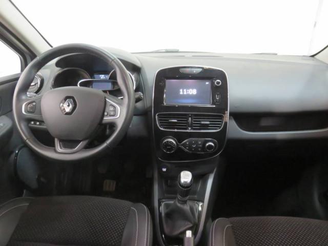 Renault Clio image 8