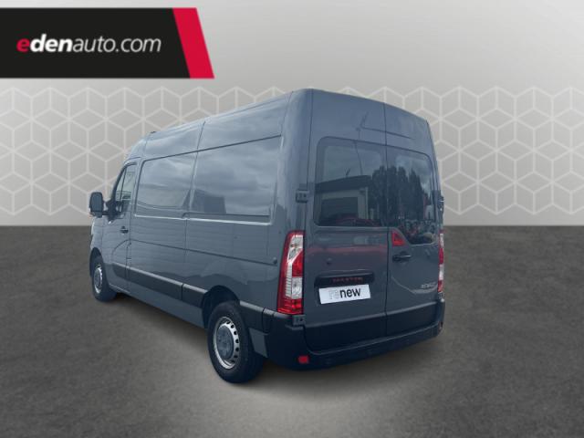 Renault Master image 1