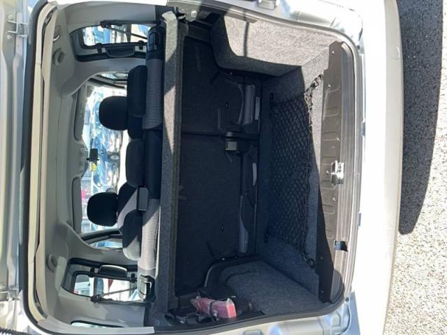 Peugeot Bipper Tepee image 8