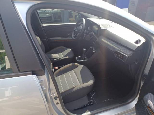 Dacia Sandero image 8