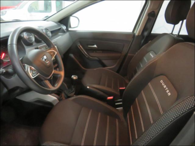 Dacia Duster image 7