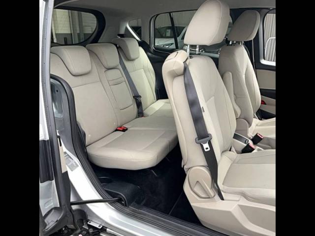 Ford B-Max image 3