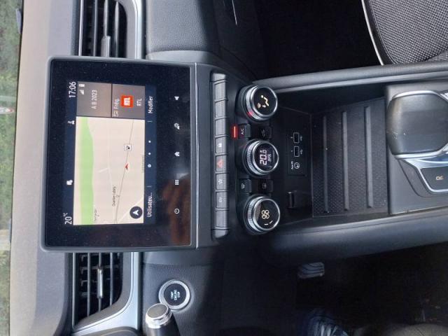 Renault Captur image 6
