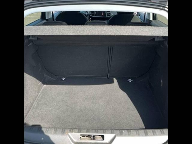 Peugeot 308 image 7