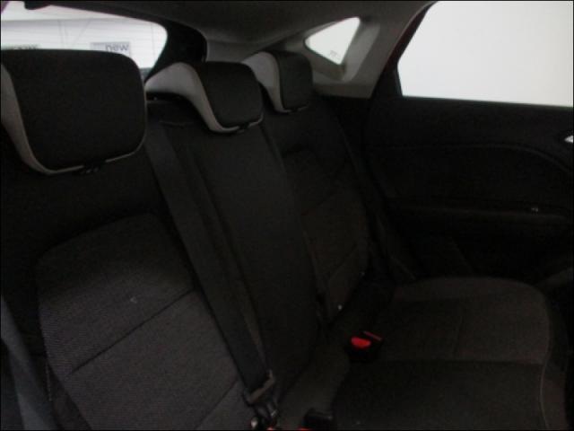 Renault Captur image 8