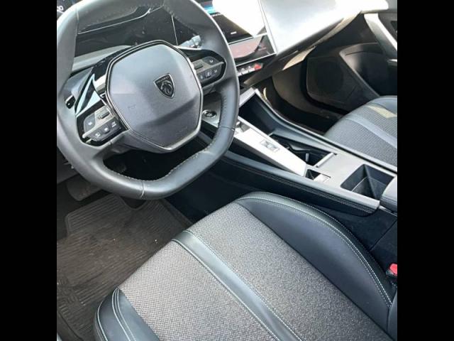 Peugeot 308 image 7