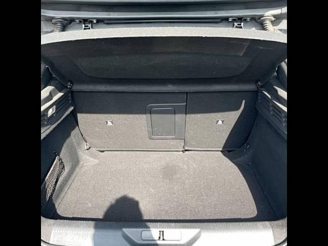 Peugeot 308 image 3