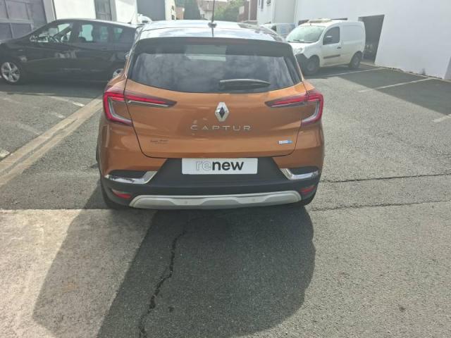 Renault Captur image 2