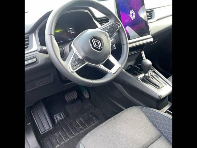 Renault Captur image 8