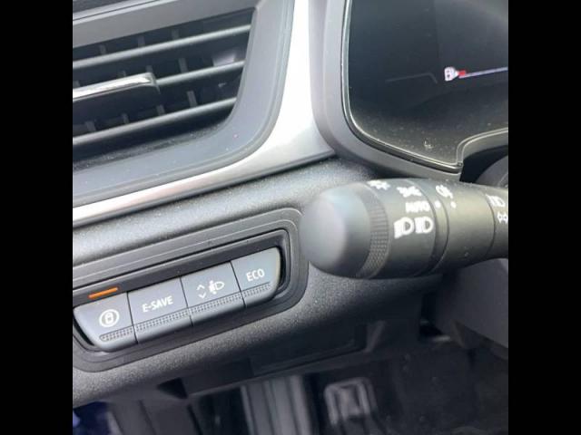 Renault Captur image 2