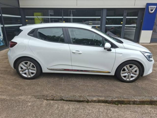Renault Clio image 9
