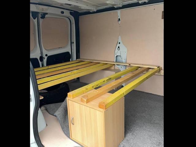 Renault Trafic image 2