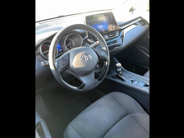 Toyota C-Hr image 3