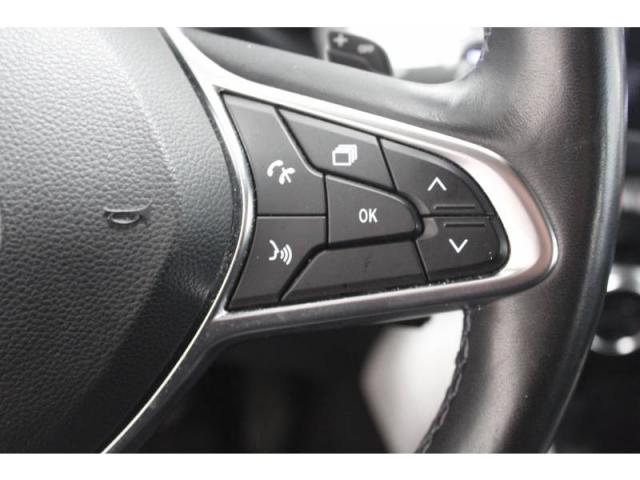 Renault Captur image 2