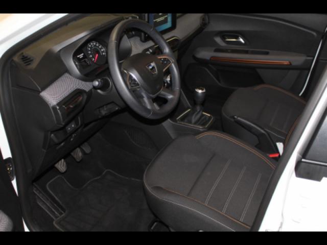 Dacia Sandero image 8